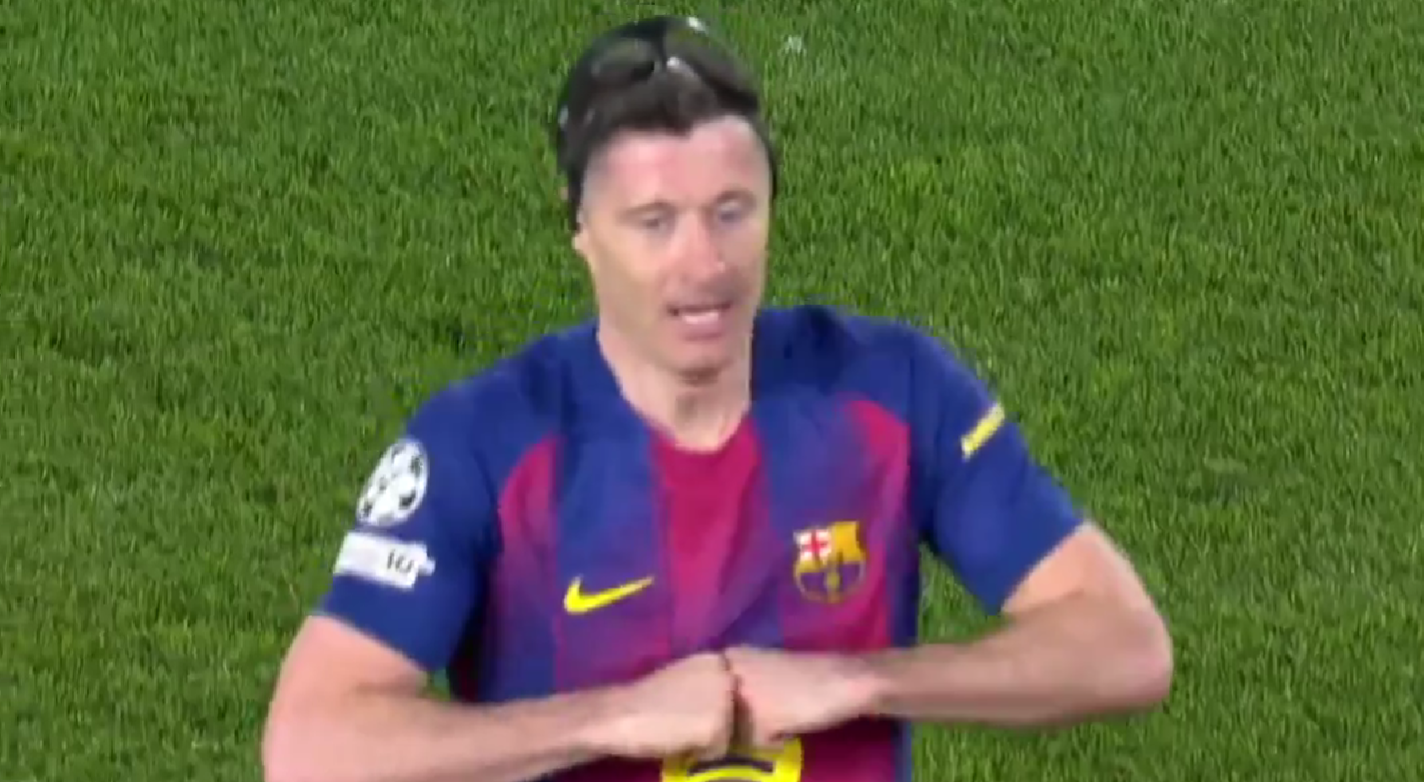 Robert Lewandowski z dubletem w pięć minut! Pobił rekord Ligi Mistrzów i odstawił Messiego [WIDEO] Zdjęcie główne wpisu