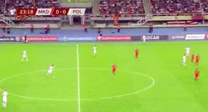 Przerzut Krychowiaka do sędziego liniowego… [WIDEO] Zdjęcie główne wpisu