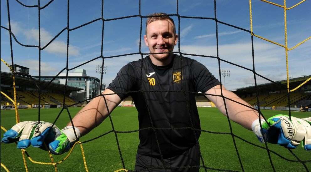 Los bramkarza w rękach… kibiców? Zdjęcie główne wpisu