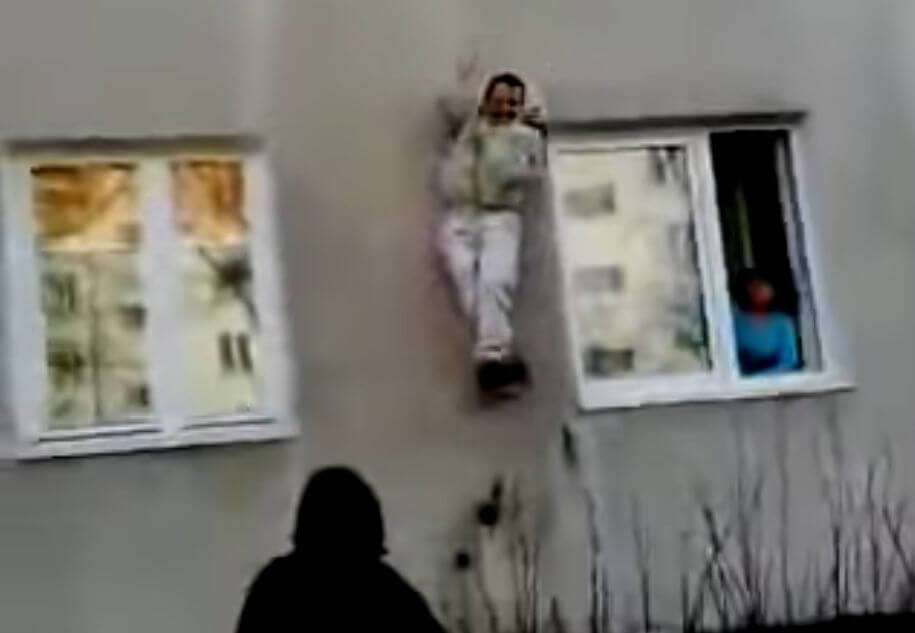 Najdziwniejsza kontuzja sezonu…Luka Jović spadł ze ściany Zdjęcie główne wpisu