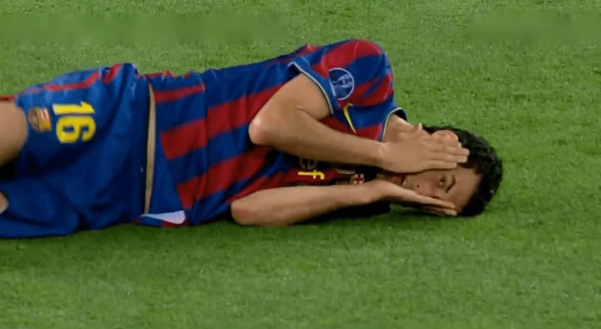 Połknięte czopki, ścięgno naciągnięte od leżenia i inne. TOP 10 najdziwniejszych kontuzji piłkarskich Zdjęcie główne wpisu