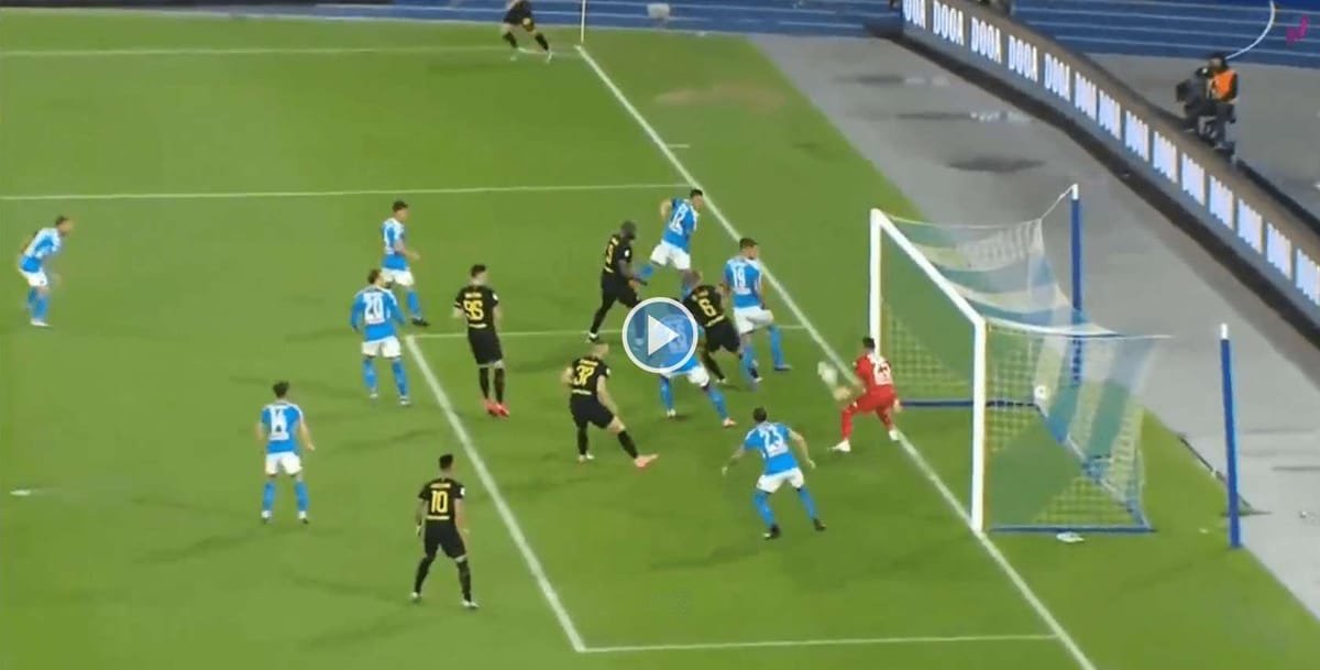 Jak on to zrobił? Eriksen zdobył bramkę bezpośrednio z rzutu rożnego! [WIDEO] Zdjęcie główne wpisu