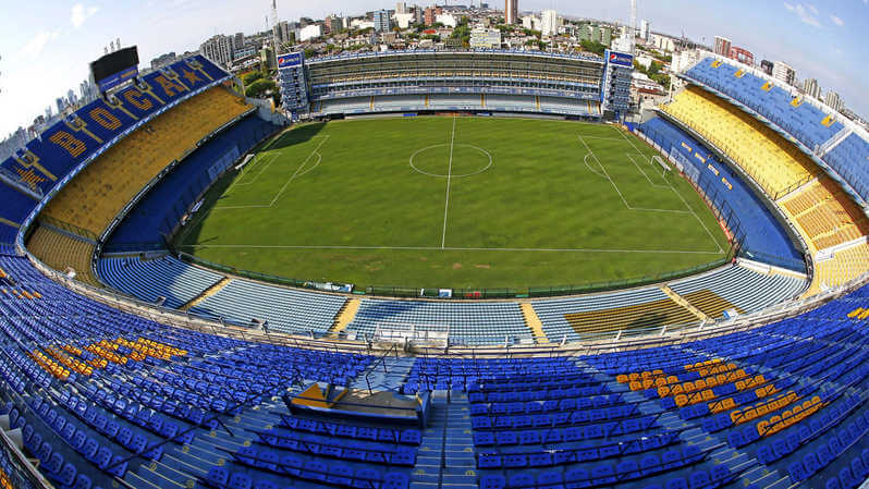 Niecodzienna sytuacja w Argentynie. Piłkarza porwało UFO! Zdjęcie główne wpisu