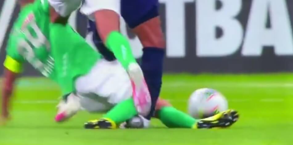 Mbappe wycięty równo z trawą! Francuz przedwcześnie zszedł z boiska [WIDEO] Zdjęcie główne wpisu