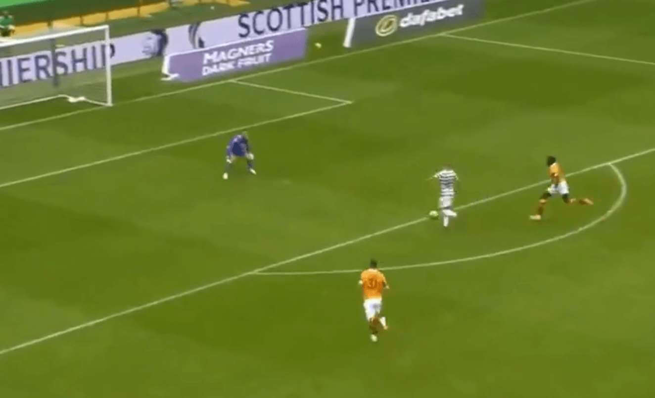 Patryk Klimala marnuje dwie fantastyczne okazje. Sam nie mógł w to uwierzyć [WIDEO] Zdjęcie główne wpisu