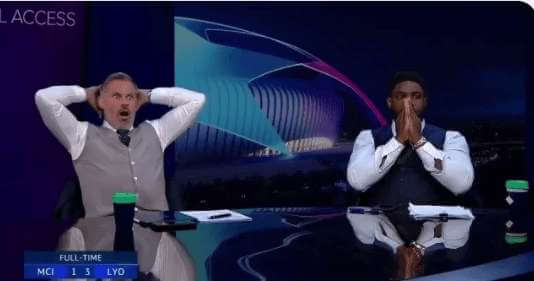 Genialna reakcja ekspertów na pudło Sterlinga. Carragher i Richards w szoku [WIDEO] Zdjęcie główne wpisu