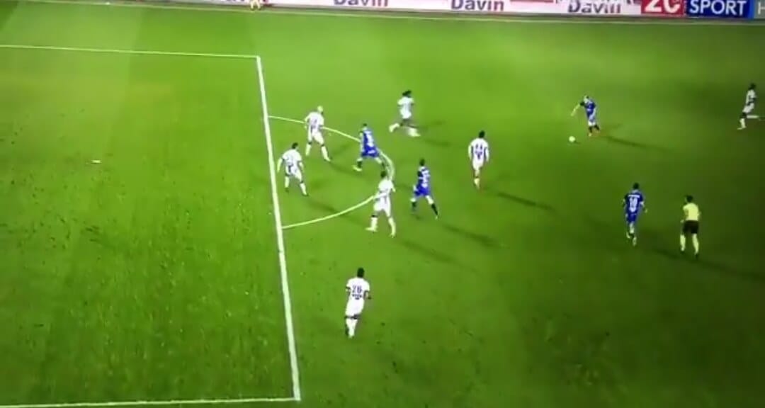 To się dzieje na naszych oczach!! Lech prowadzi już 2:0 [WIDEO] Zdjęcie główne wpisu