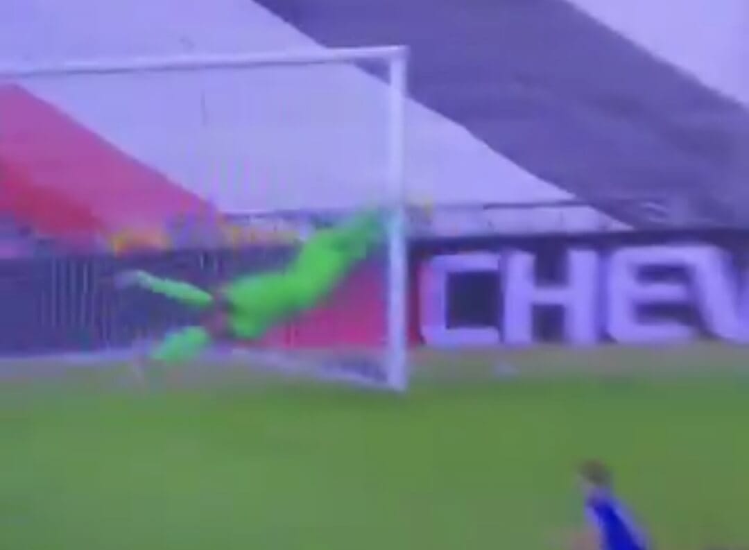 Mendy uratował Chelsea przed porażką z United. Znakomita interwencja [WIDEO] Zdjęcie główne wpisu