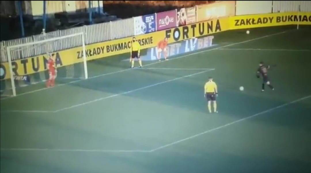 Michał Kucharczyk nie zachwyca kibiców. Fatalne wykonanie rzutu karnego [WIDEO] Zdjęcie główne wpisu