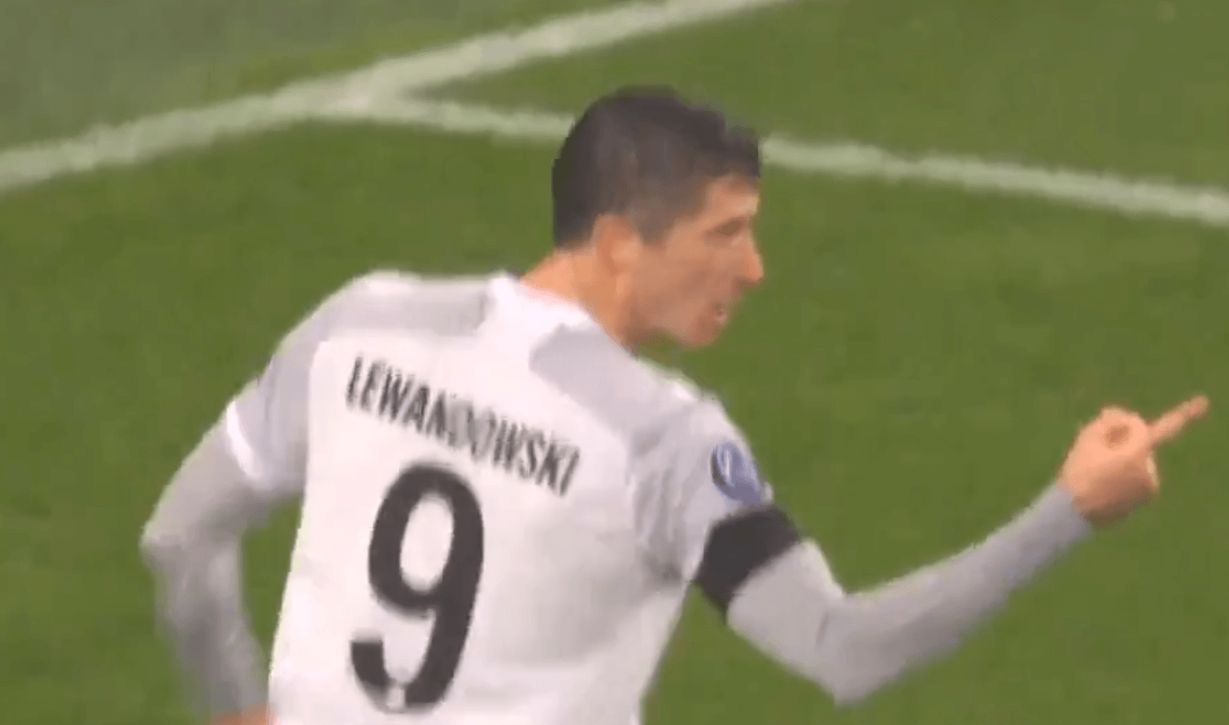 Robert Lewandowski wyrównuje stan meczu w Salzburgu! [WIDEO] Zdjęcie główne wpisu