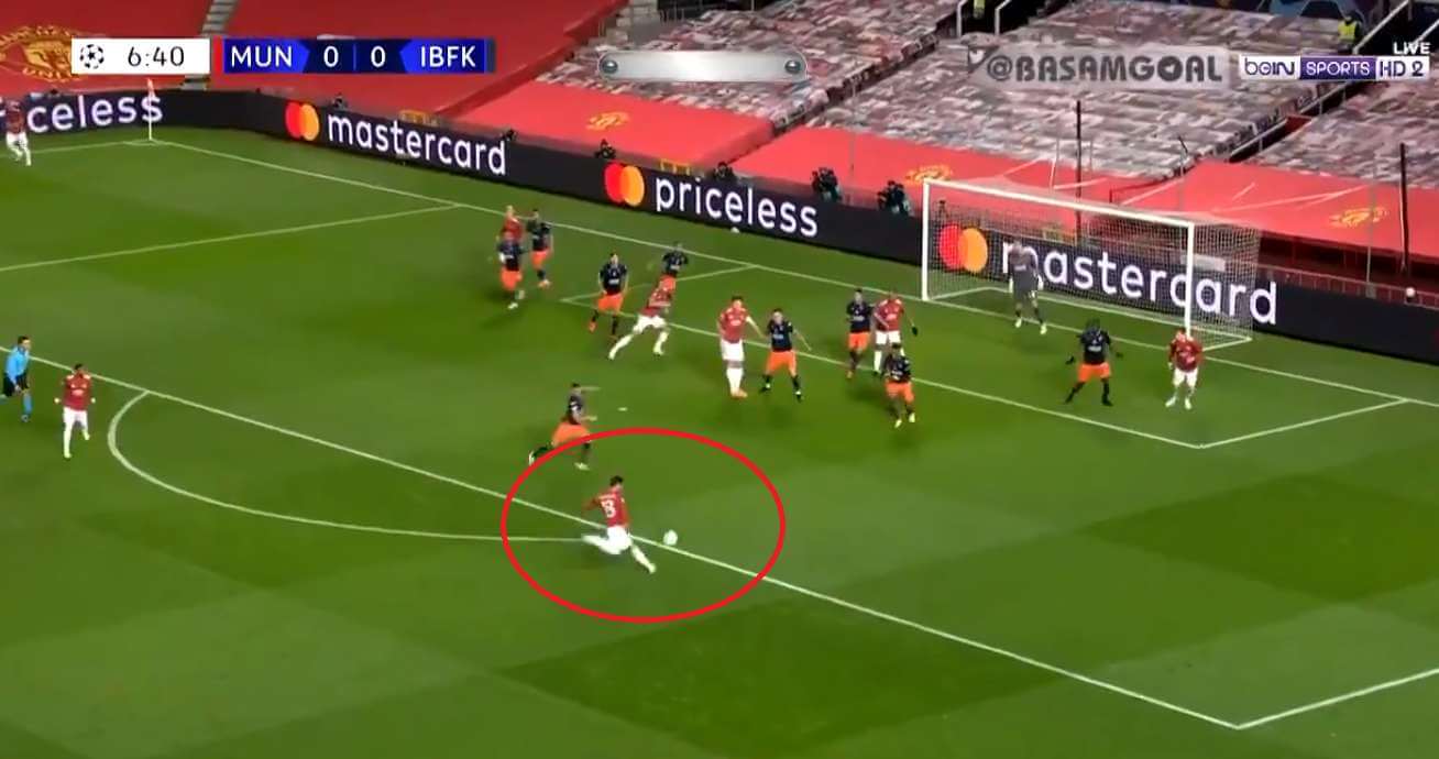 Kolejna bramka Bruno Fernandesa dla United! Ależ huknął z dystansu! [WIDEO] Zdjęcie główne wpisu