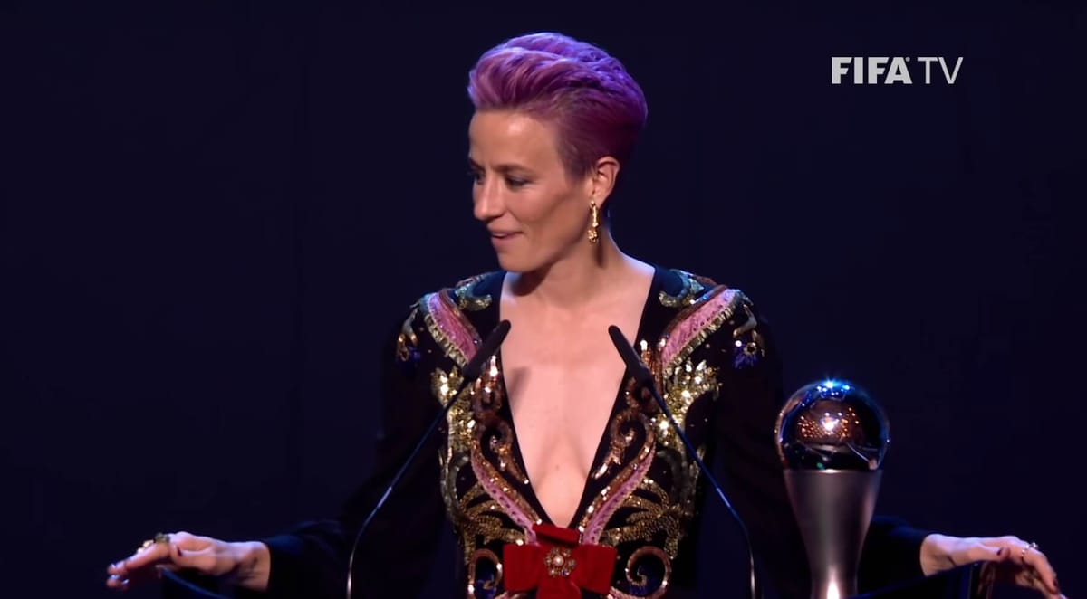 Kolejny absurd na gali FIFA. Megan Rapinoe wybrana do drużyny roku, mimo że nie grała od… marca Zdjęcie główne wpisu