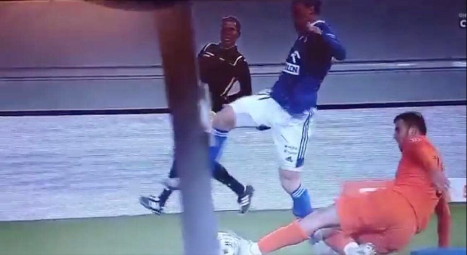 Konsekwencje po faulu Crnomarkovicia. Jego „ofiarę” czekają około 2 miesiące przerwy Zdjęcie główne wpisu