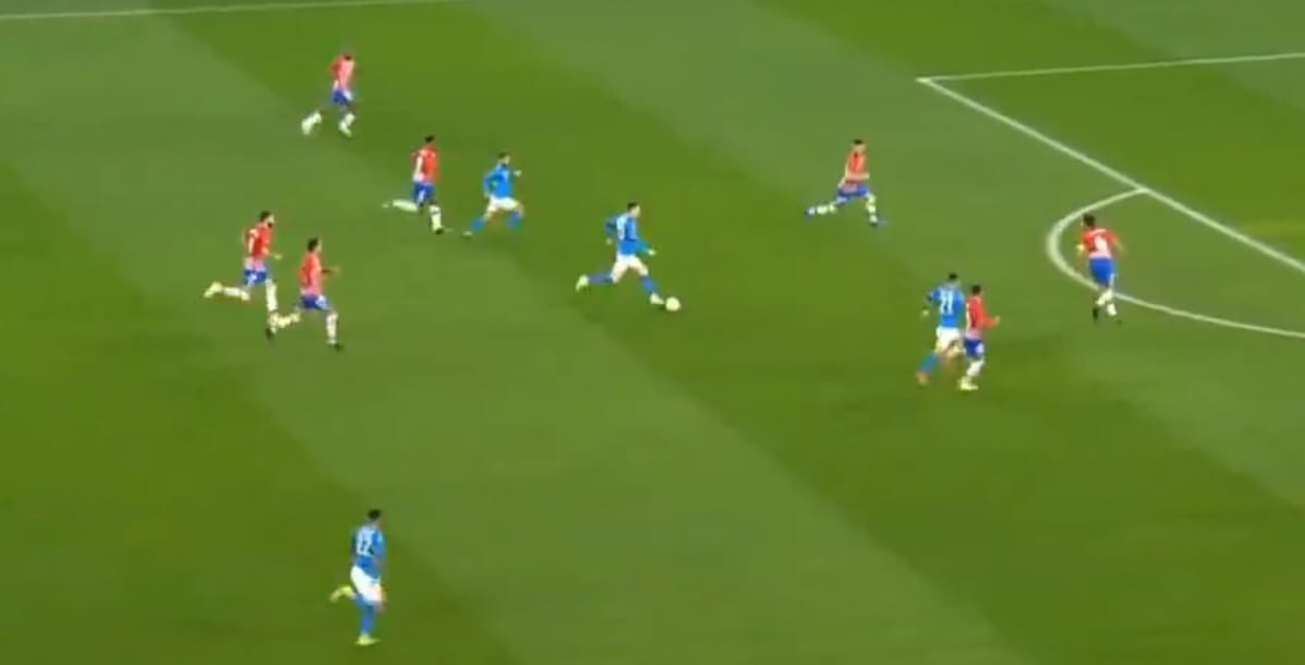 Piękna bramka Piotra Zielińskiego w meczu z Granadą! Niezłe otwarcie Napoli [WIDEO] Zdjęcie główne wpisu