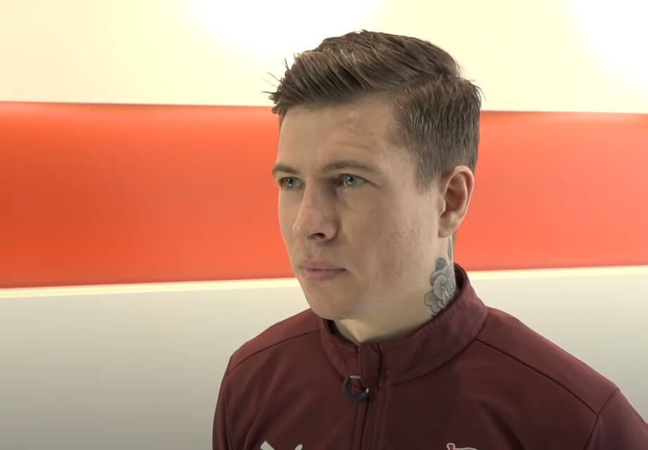 Jakub Kosecki zagra na poziomie amatorskim. Dodatkowo zajmie się szkoleniem młodzieży Zdjęcie główne wpisu