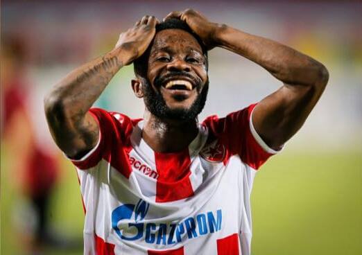 Zamieszanie w Gabonie! Jeden z piłkarzy urodził się później, niż zmarła jego matka Zdjęcie główne wpisu