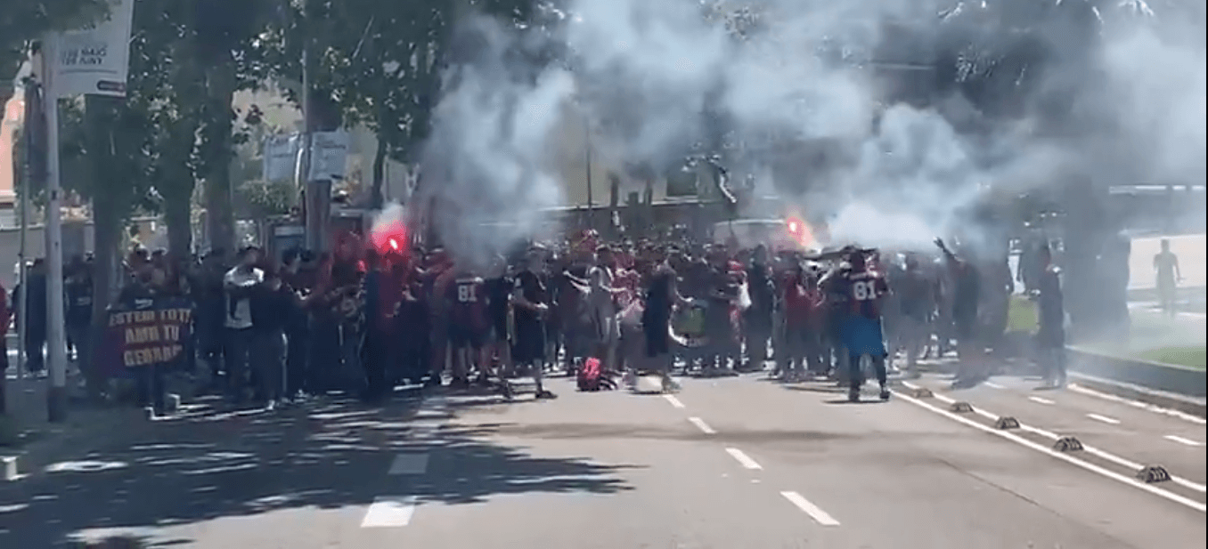 Mecz praktycznie o mistrzostwo! Kibice zebrali się pod Camp Nou [WIDEO] Zdjęcie główne wpisu