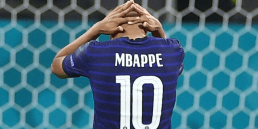 Koniec rozmów! Kylian Mbappe będzie musiał jeszcze poczekać Zdjęcie główne wpisu