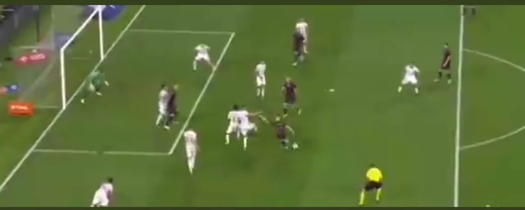 Wejście smoka Kozłowskiego! Fenomenalny rajd 17-latka tuż po wejściu na boisko [WIDEO] Zdjęcie główne wpisu