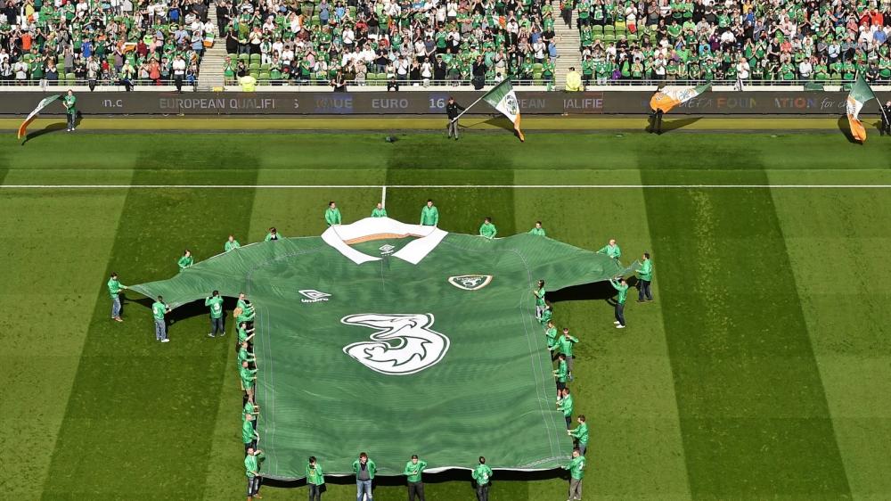 Ważna zmiana w Irlandii. Piłkarze obniżyli pensję, aby wyrównać pensję piłkarek Zdjęcie główne wpisu