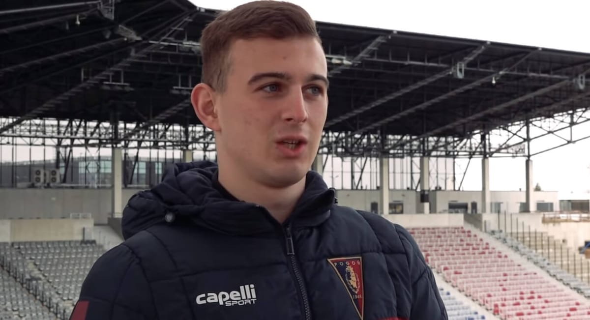 Kacper Kozłowski najlepiej dryblującym 18-latkiem na świecie? Polak na szczycie rankingu Zdjęcie główne wpisu