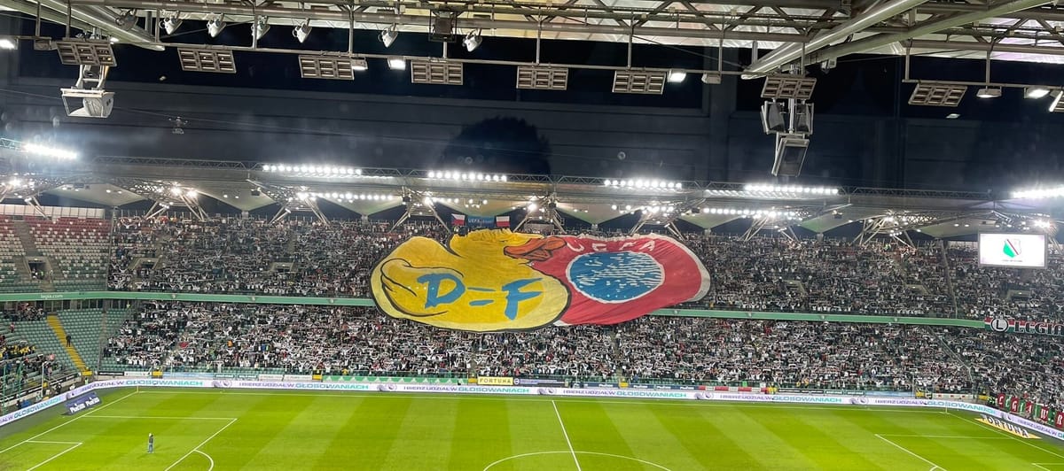 Legia uciekła spod topora! Warszawianie zagrają w fazie grupowej Ligi Europy [REAKCJE] Zdjęcie główne wpisu