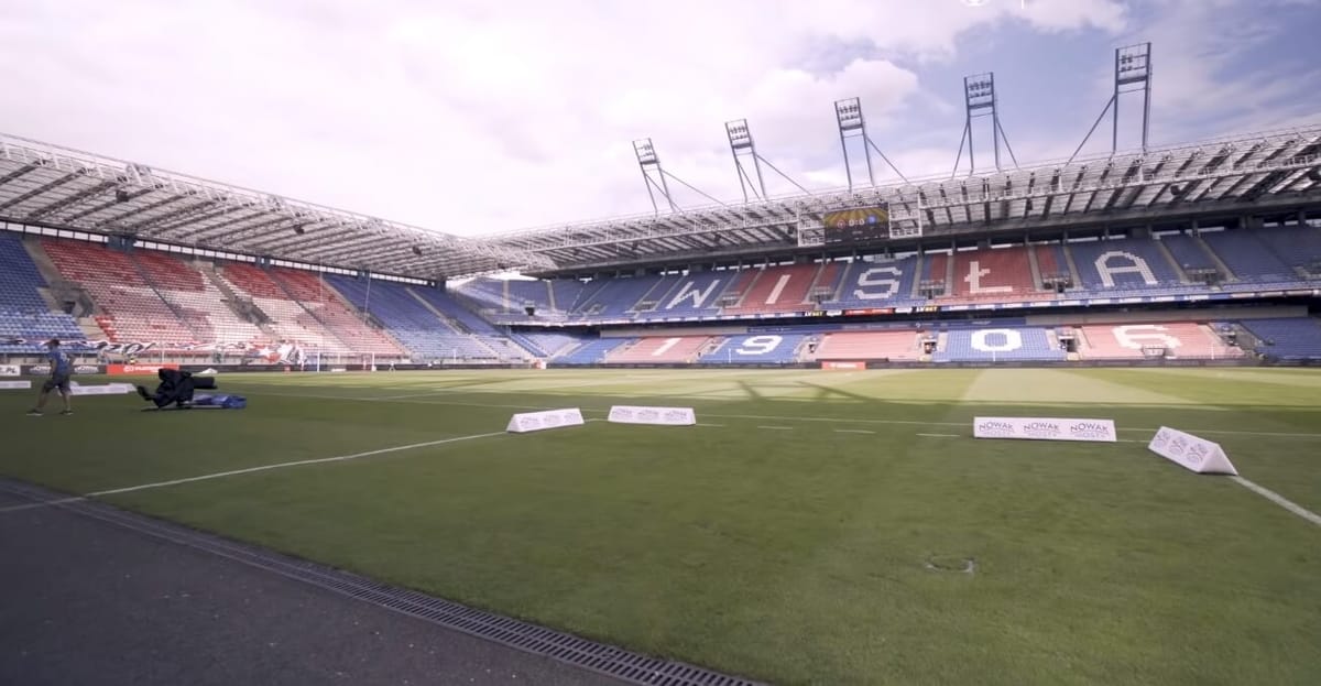 Kasperczak o sytuacji Wisły Kraków: „Średniak posiadający średnich piłkarzy” Zdjęcie główne wpisu