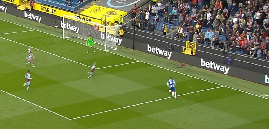 Jakub Moder z asystą minutę po wejściu na boisku. Świetne zagranie Polaka [WIDEO] Zdjęcie główne wpisu