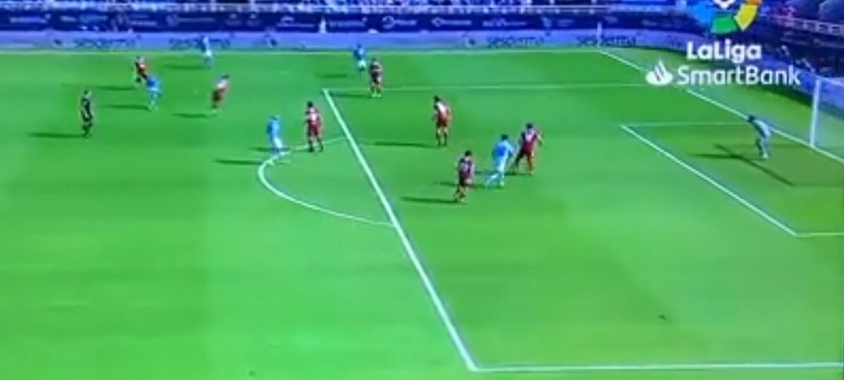 Świetne uderzenie Mateusza Bogusza. Piękna bramka zza pola karnego [WIDEO] Zdjęcie główne wpisu