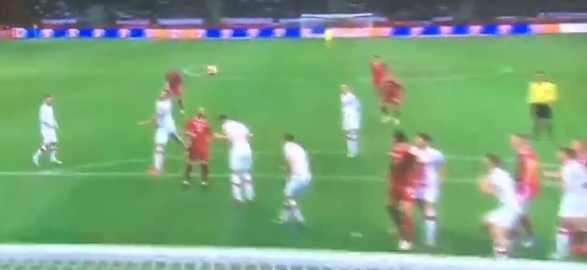 Węgrzy prowadzą z Polakami. Schafer wykorzystał zagranie Puchacza [WIDEO] Zdjęcie główne wpisu