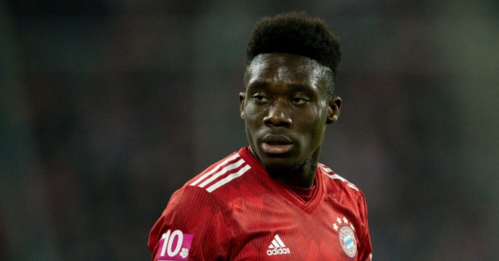 Alphonso Davies opowiedział o życiu piłkarza. „Jestem popularnym przegrywem” Zdjęcie główne wpisu