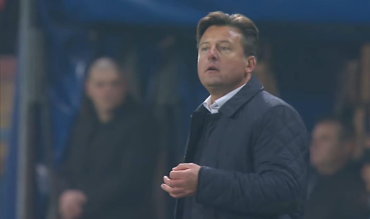 Kosta Runjaić nie zamierza odchodzić z Pogoni Szczecin. Odrzucił ofertę europejskiej reprezentacji Zdjęcie główne wpisu