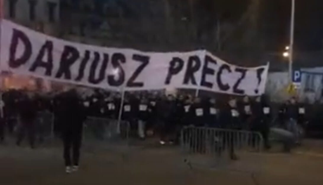 Początek pożegnania Mioduskiego! „Zaczęło się show” [WIDEO] Zdjęcie główne wpisu