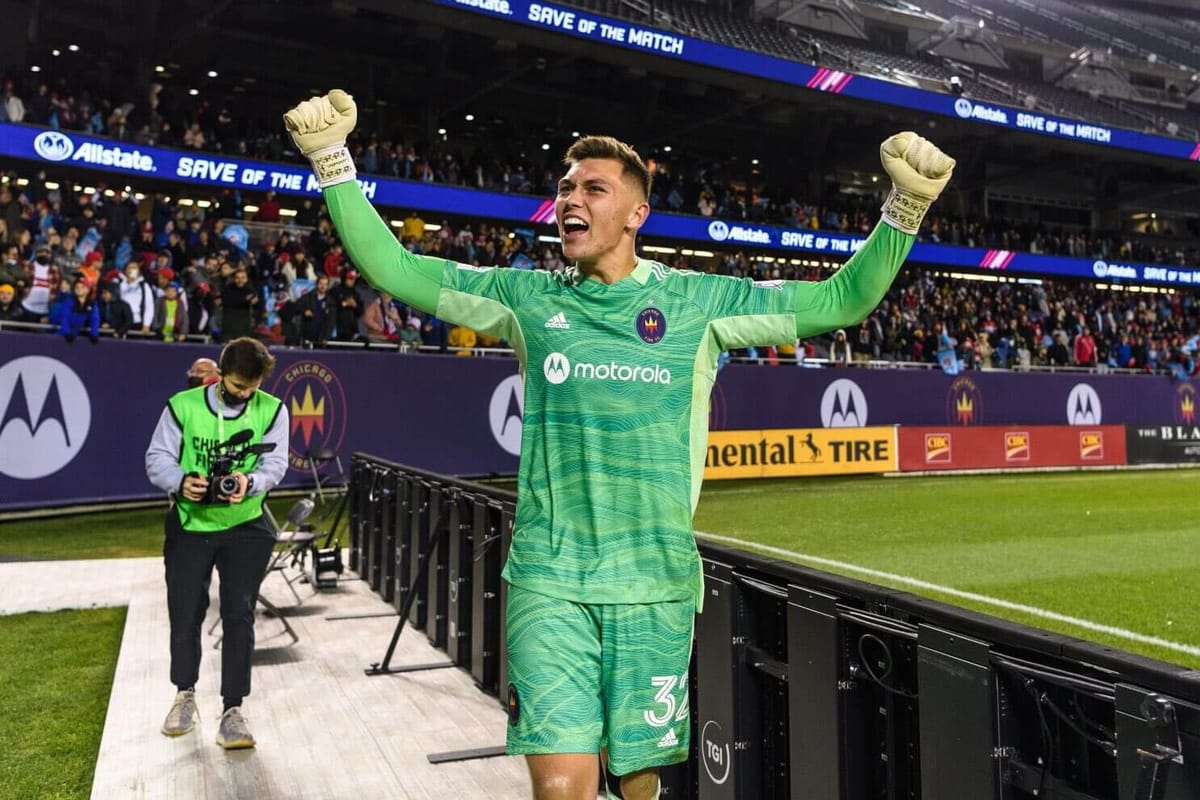 Gabriel Slonina mógł dołączyć do klubu z Premier League. Przeszkodziły mu sankcje Zdjęcie główne wpisu