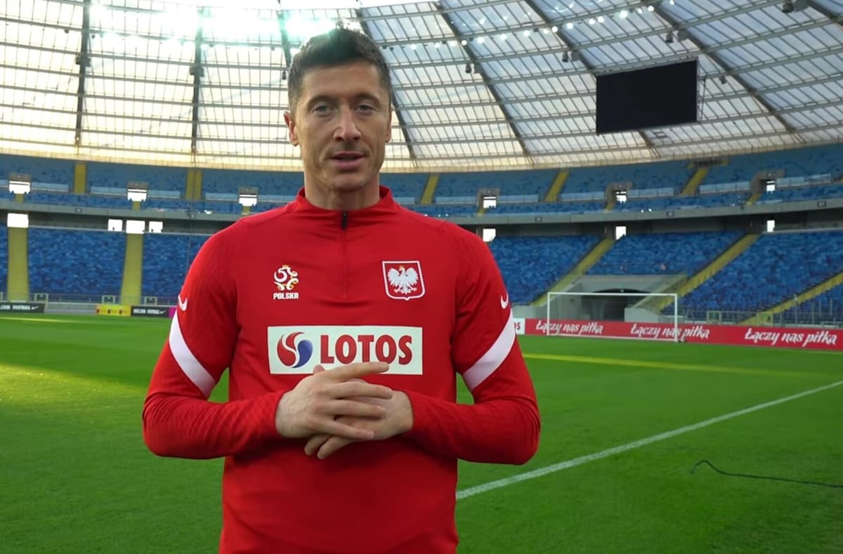 Robert Lewandowski ponownie podgrzewa temat odejścia. „Odchodzę, bo chcę więcej emocji w życiu” Zdjęcie główne wpisu