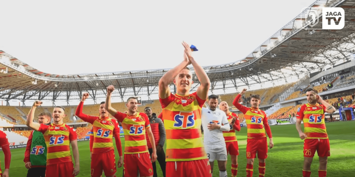 Wieczysta Kraków chętna na kolejny głośny transfer. Na celowniku napastnik Jagielloni Białystok Zdjęcie główne wpisu