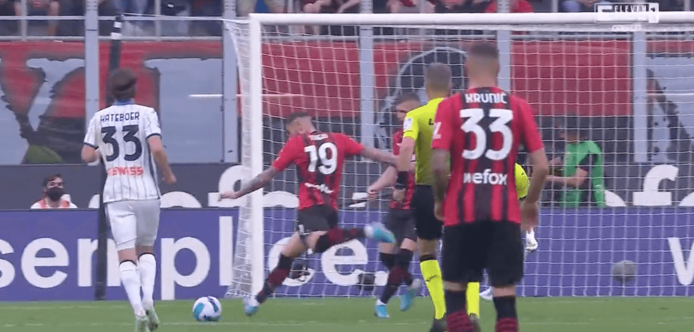 Niesamowity rajd Theo Hernandeza! AC Milan coraz bliżej mistrzostwa [WIDEO] Zdjęcie główne wpisu