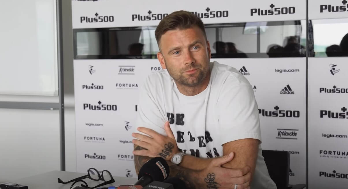 Arsene Wenger namawiał Boruca na przejście do Arsenalu. Bramkarz wyjawił, czemu odrzucił ofertę Zdjęcie główne wpisu