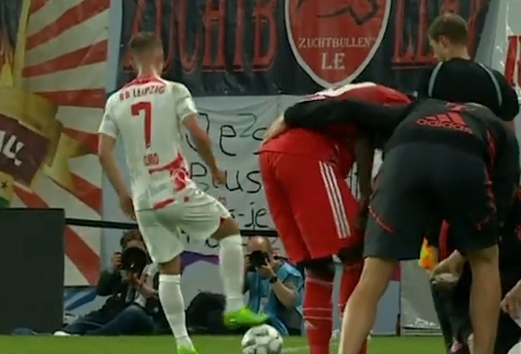 200 IQ czy brak fair play? Dani Olmo przechytrzył piłkarzy Bayernu [WIDEO] Zdjęcie główne wpisu