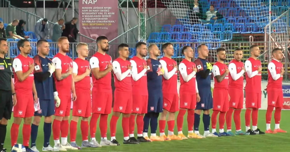 Znakomity występ Polaków na MŚ 6-stek. Komplet zwycięstw w fazie grupowej i awans do 1/8 finału Zdjęcie główne wpisu