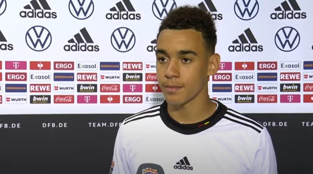 Jamal Musiala wychwala Roberta Lewandowskiego. „To znakomity piłkarz i człowiek” Zdjęcie główne wpisu