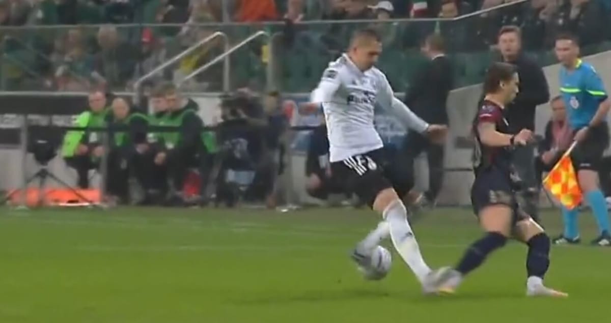 Były zawodowy sędzia przejechał się po Arturze Jędrzejczyku. „Szanuję zaangażowanie, ale…” Zdjęcie główne wpisu