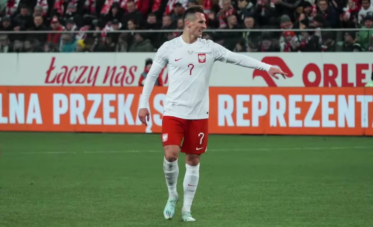 Michał Probierz wyjaśnił brak obecności Arkadiusza Milika na zgrupowaniu. „Mieliśmy inną koncepcję” Zdjęcie główne wpisu