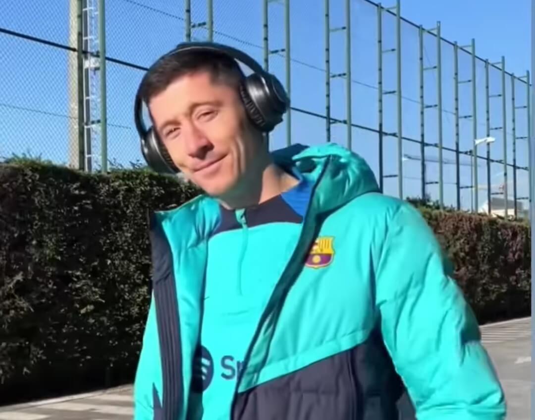 Czego słucha Robert Lewandowski? Piłkarz FC Barcelony podzielił się swoją playlistą Zdjęcie główne wpisu