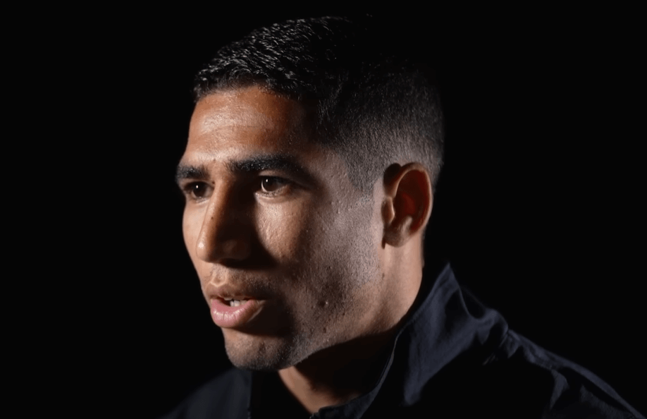 Hakimi załatwił żonę w kwestii podziału majątku. Cały swój dorobek… przekazał mamie Zdjęcie główne wpisu