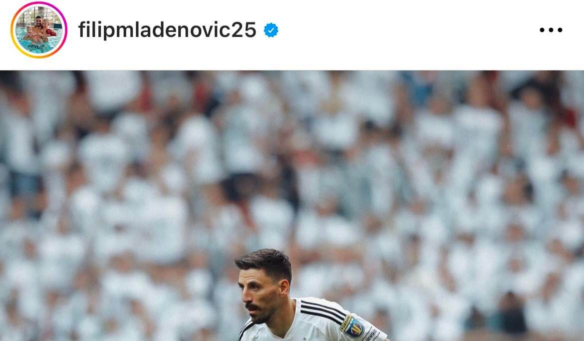 Filip Mladenović przeprosił za uderzenie piłkarzy Rakowa. Jest oświadczenie piłkarza Legii! Zdjęcie główne wpisu