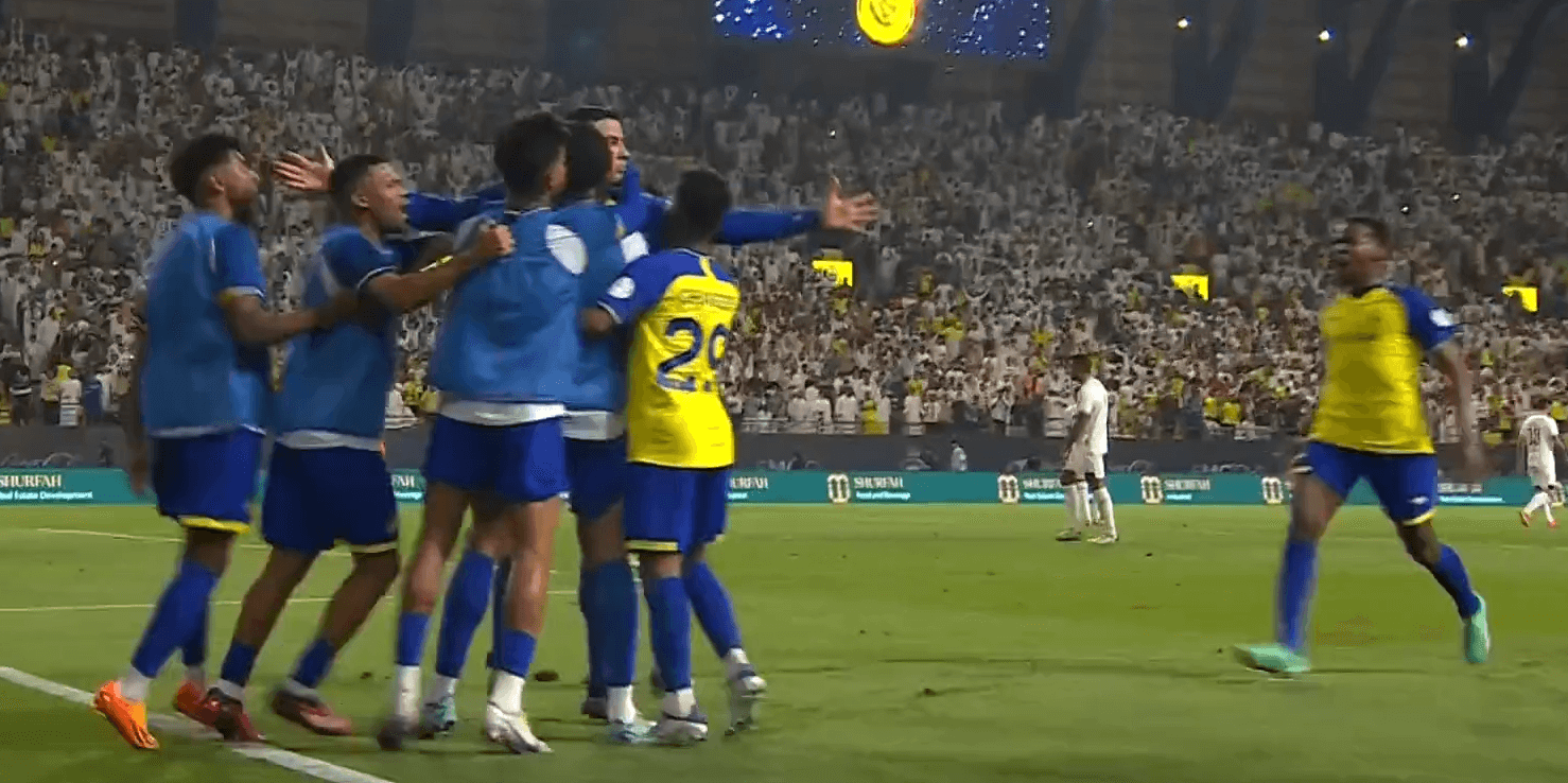 Szalony mecz pomiędzy drużynami Cristiano Ronaldo i Grzegorza Krychowiaka. CR7 z kluczowym golem [WIDEO] Zdjęcie główne wpisu