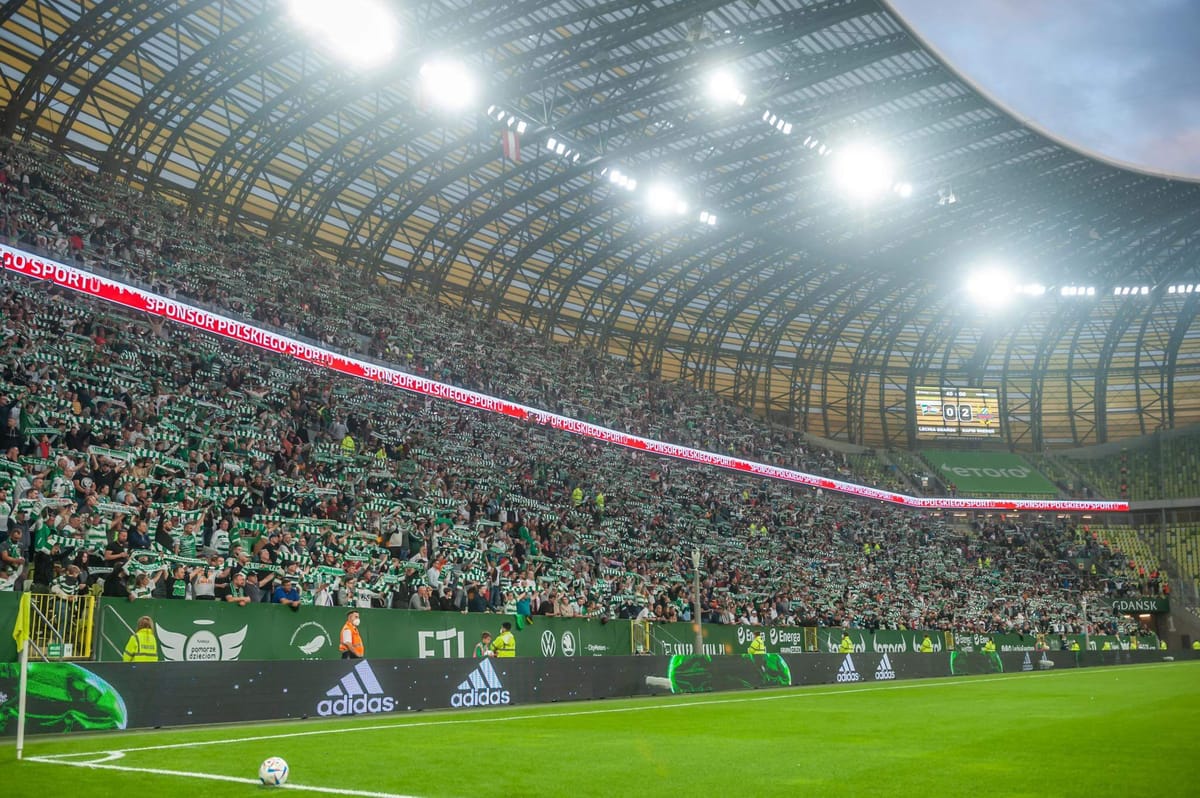 Lechia znów wypuściła zwycięstwo. Prezes aż zszedł do szatni Zdjęcie główne wpisu