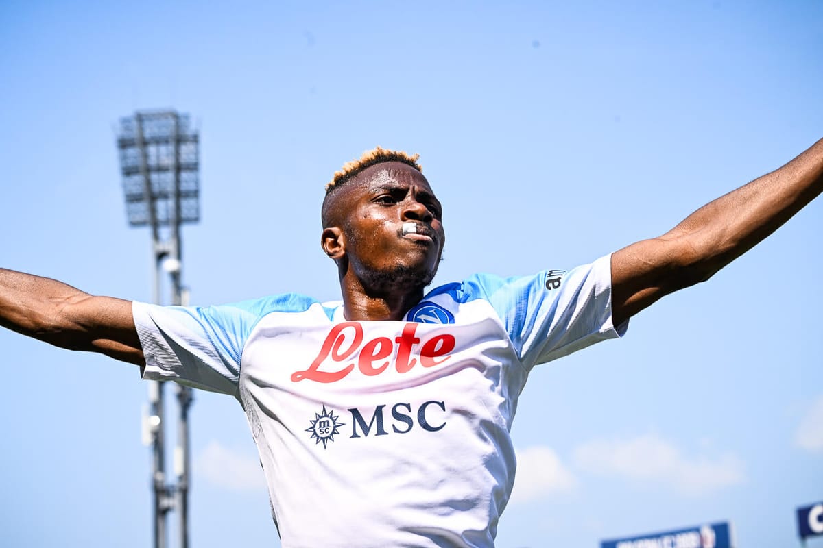 Osimhen wystosował oświadczenie w sprawie afery TikTokowej. „Oskarżenia przeciwko mieszkańcom Neapolu są nieprawdziwe” Zdjęcie główne wpisu