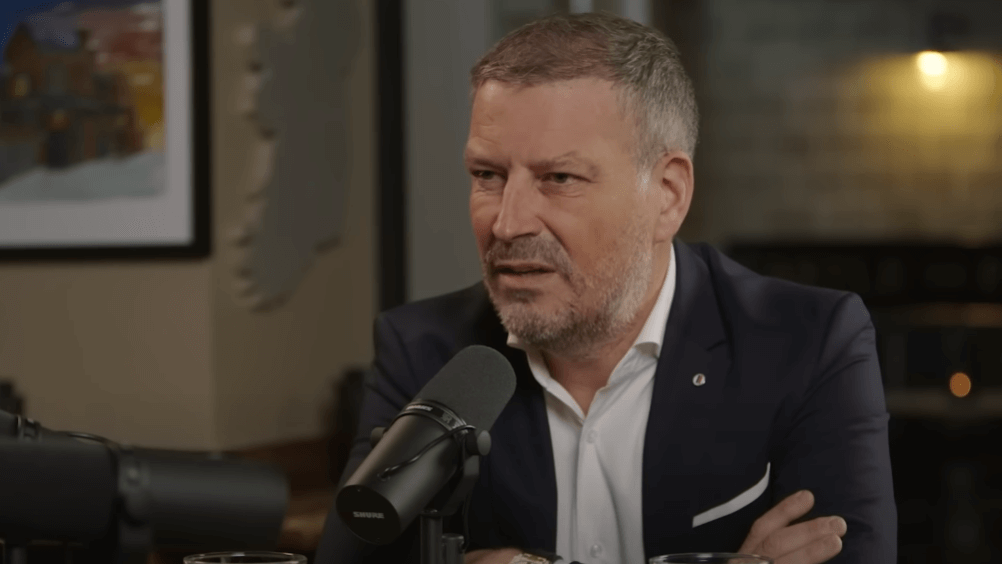 Nietypowy pomysł sędziego ws. VAR. Oni mieliby pomagać na VARze Zdjęcie główne wpisu